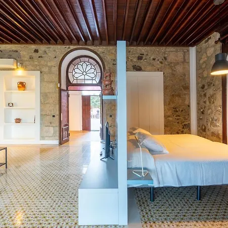 Albor Apartmanhotel *